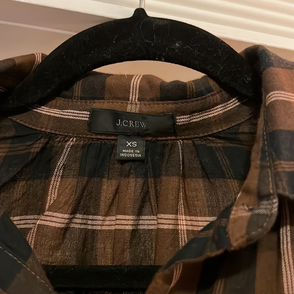 J.Crew button down with puff sleeves - Picture 3 of 6